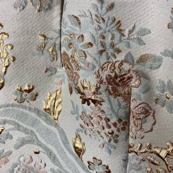 Express | Floral Jacquard Embroidered Halter Top | Silver - S - Picture 4 of 6